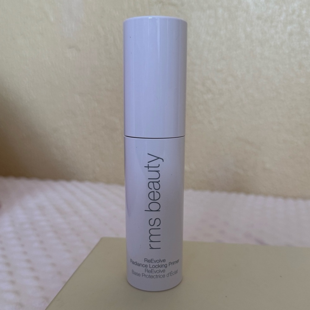 LIKE NEW RMS Beauty ReEvolve Radiance Locking Primer